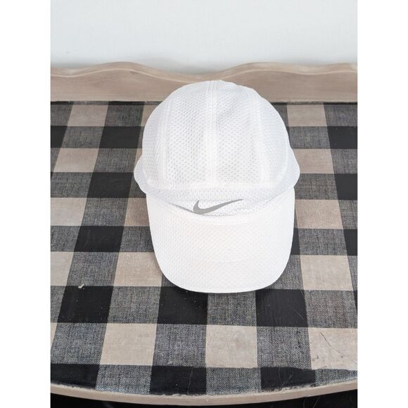 Nike Dri-Fit Tailwind Aerobill Running Hat 5 Panels White One Size Fits All - Picture 1 of 10